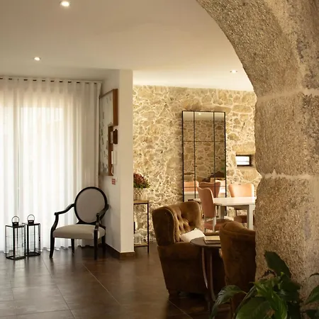 Casa Da Trapa בית נופש אוליביירה דה אזמיס